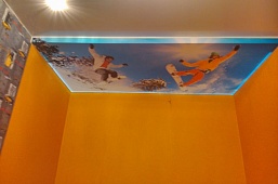 Фото натяжных потолков в детской комнате № 3