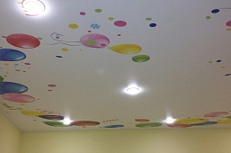 фото натяжных потолков в детской комнате № 11